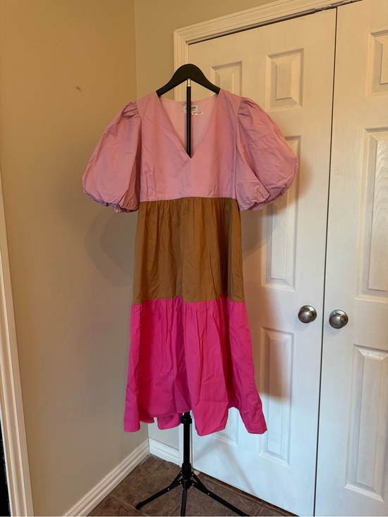 CROSBY by Mollie Burch Dresses & Skirts - CROSBY by Mollie Burch Pink, Hot Pink & Brown Colorblock Puff-Sleeve Dress